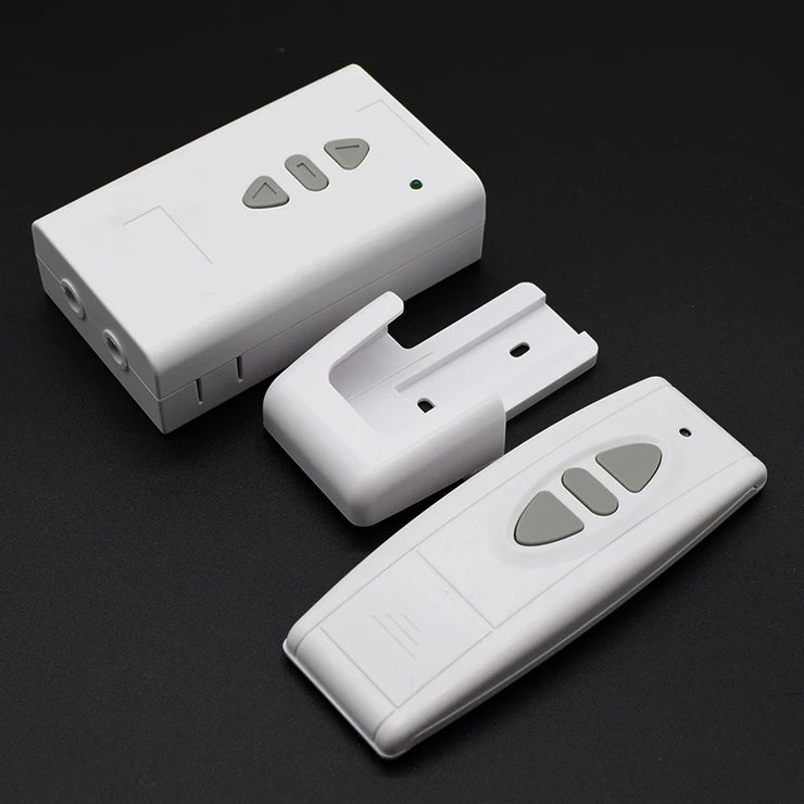 Electric Projection Screen – Remote Control Motorized